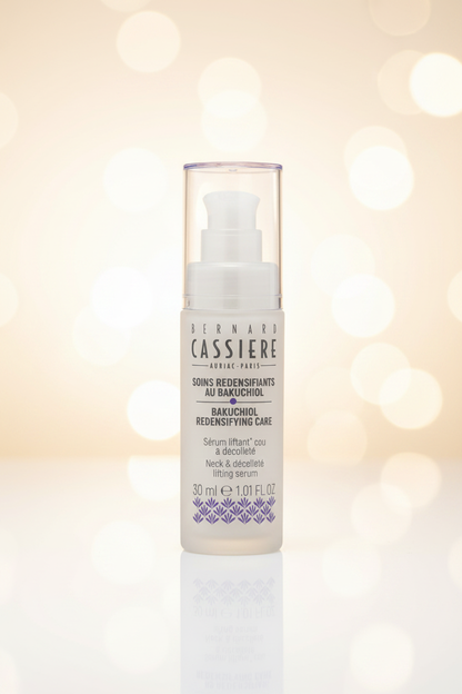 Bernard Cassière Neck & Décolleté Lifting Serum Bakuchiol - fondo crema